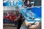ThumbnailErlebniskollage aus der Jochen Schweizer Arena: Indoor-Surfen und Bodyflying mit Kindern und Erwachsenen in actionreichen Momenten auf der stehenden Welle und im Windtunnel.